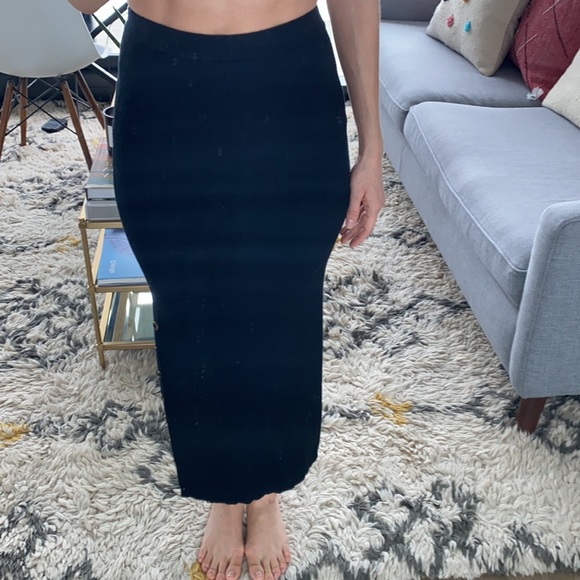 Black light wool Club Monaco skirt - Picture 2 of 4